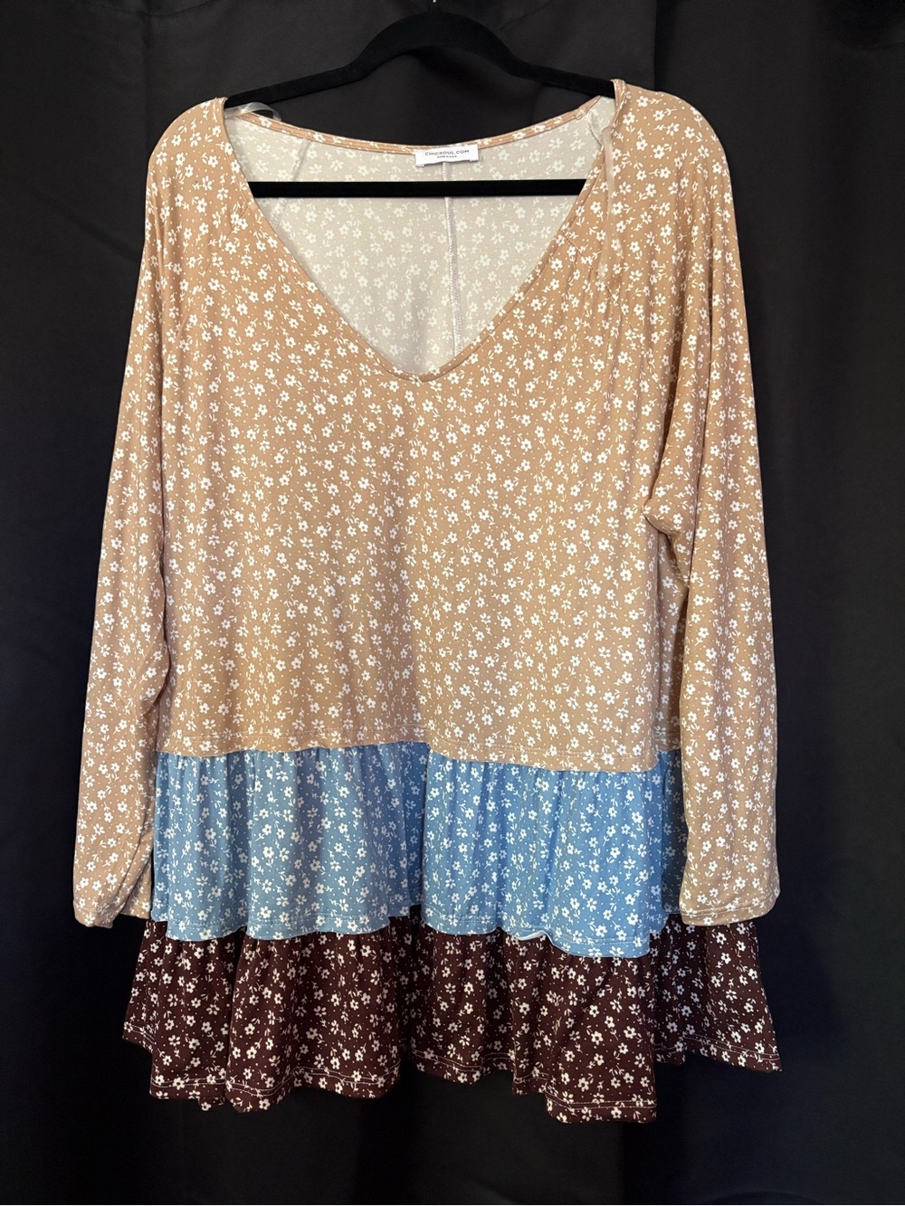 Chic Soul Boho Tiered Floral Peasant Top — Tan, Blue & Brown